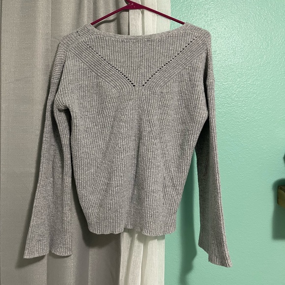 Gap Sweater - Picture 3 of 3